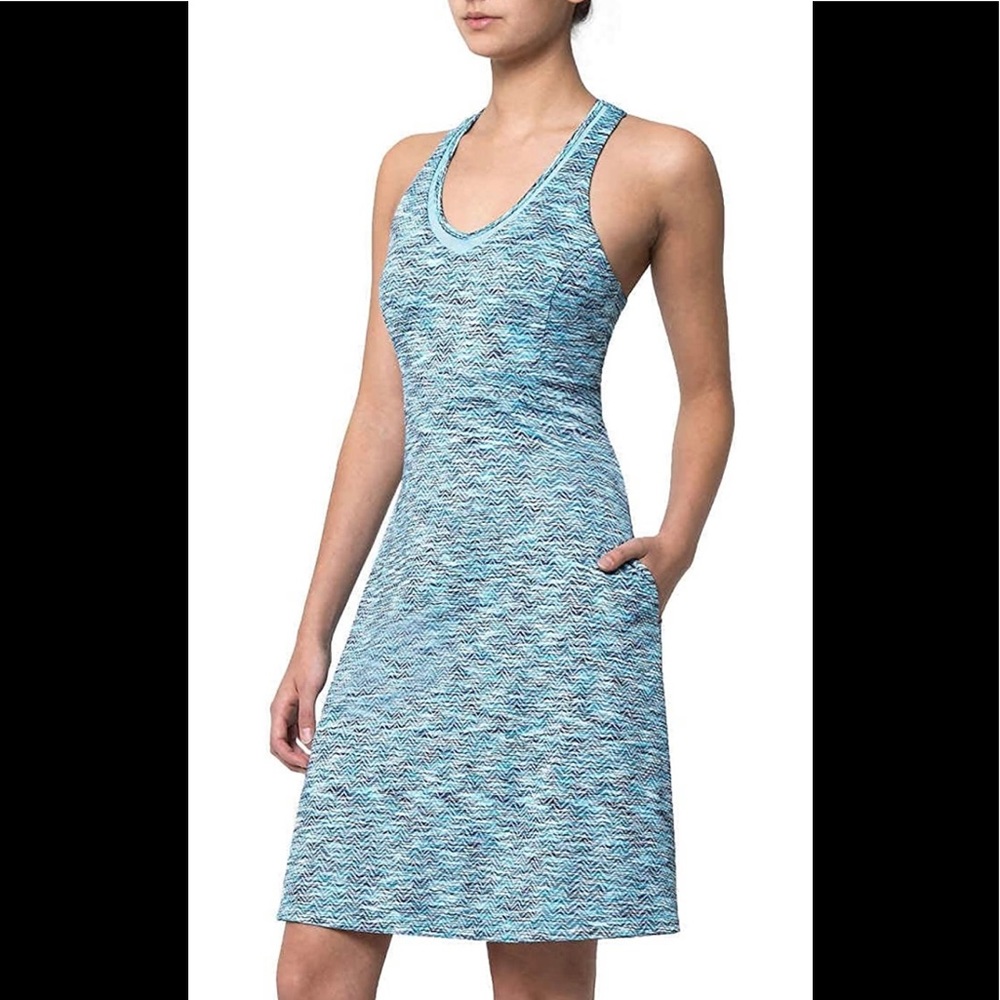 MPG Active Travel Dress in Teal Combo